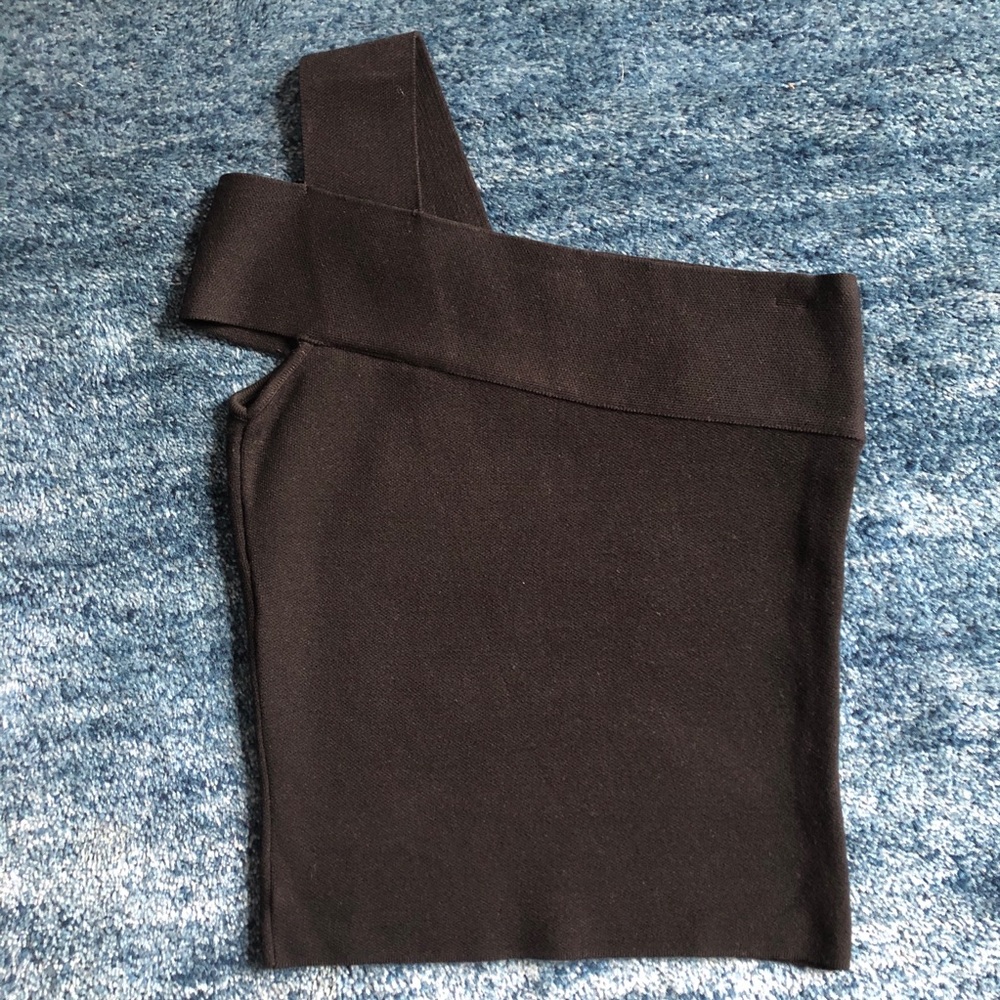 RVN One-Shoulder Top - Picture 3 of 6